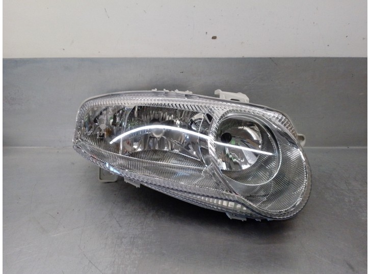 Recambio de faro derecho para alfa romeo 147 (190) 2.0 16v cat referencia OEM IAM 6671110RLDEM  