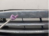 Recambio de rejilla delantera para ssangyong rexton 2.7 turbodiesel cat referencia OEM IAM 7946308000 