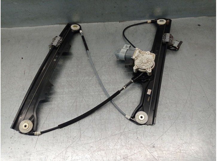 Recambio de elevalunas delantero izquierdo para bmw 5 touring (e61) 525 d referencia OEM IAM 7034351S 6 PINES 5 PUERTAS
