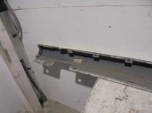 Replacement of side skirt for Mercedes-Benz C-Class (W204) Saloon C 220 CDI BlueEfficiency (204.002) OEM IAM reference BLAN