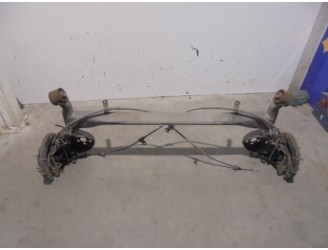 Recambio de puente trasero para hyundai accent (mc) 1.4 cat referencia OEM IAM 551001E200 PARA DISCOS 4 AGUJEROS BURRA 20