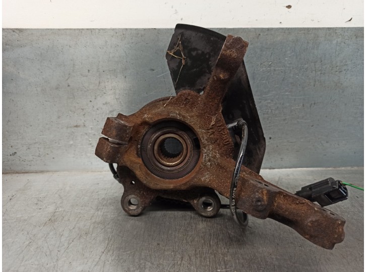 Recambio de mangueta delantera izquierda para renault twingo 1.5 dci diesel fap referencia OEM IAM 8200663590 