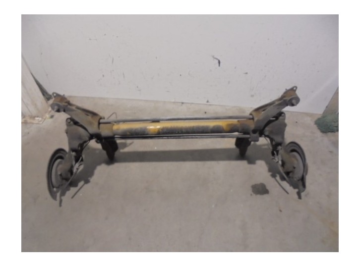 Recambio de puente trasero para peugeot 405 berlina sri climatisee referencia OEM IAM PARA DISCOS 4 AGUJEROS BURRA5