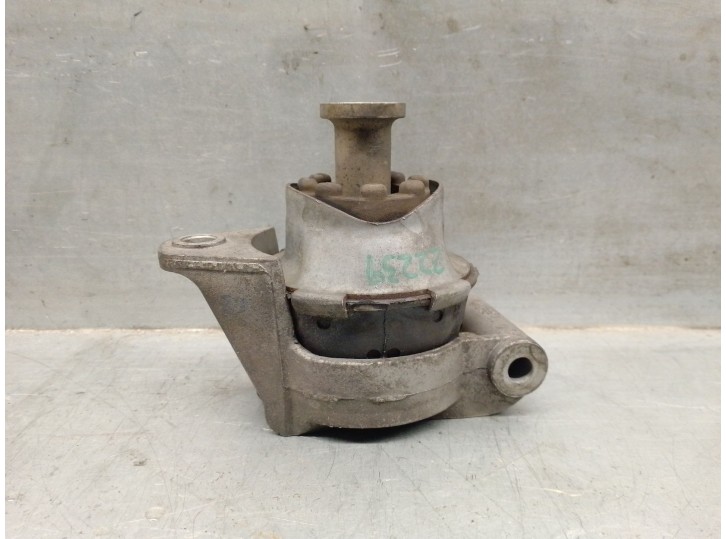 Replacement engine mount for Opel Meriva B MPV (S10) 1.4 (75) OEM IAM reference 13347071 684308 