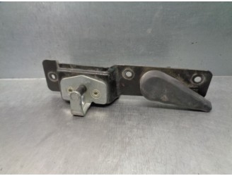 Recambio de maneta interior trasera derecha para renault trafic caja cerrada (ab 4.01) 2.5 dci diesel cat referencia OEM IAM 820