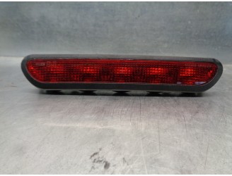 Recambio de luz central de freno para fiat linea (323_, 110_) 1.3 d multijet (323axb11, 323axb1a) referencia OEM IAM 7354423480 