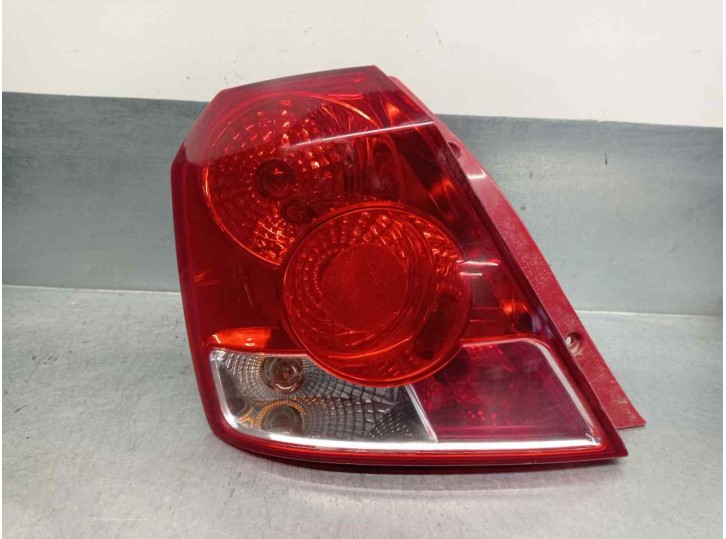 Recambio de piloto trasero izquierdo para chevrolet kalos 1.4 cat referencia OEM IAM 96540268  5 PUERTAS