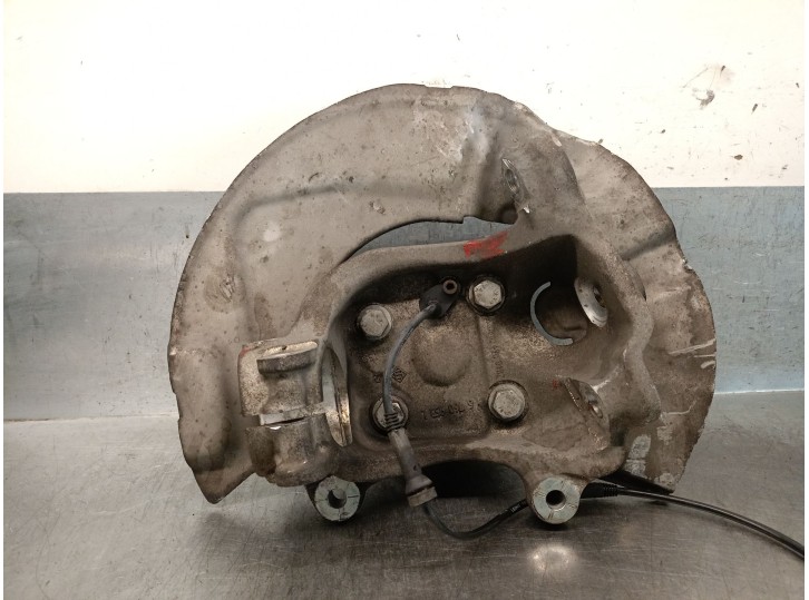 Recambio de mangueta delantera izquierda para bmw 5 touring (e61) 525 d referencia OEM IAM 6760953 31216760953 