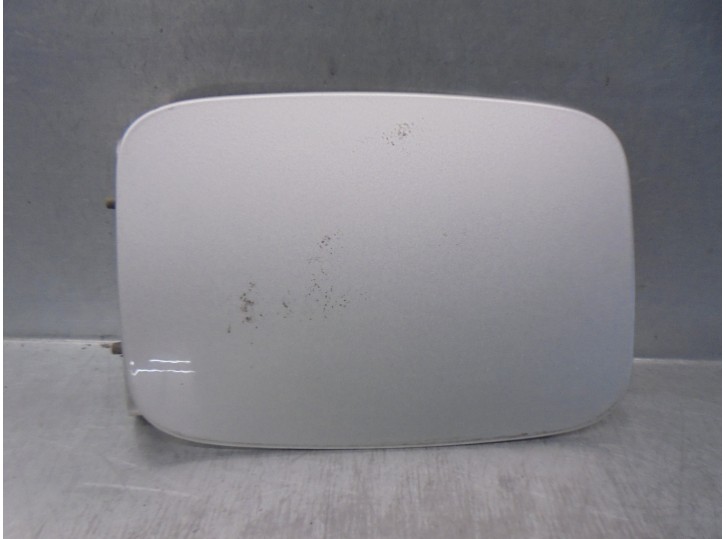 Recambio de tapa exterior combustible para volvo s40 berlina 1.6 diesel cat referencia OEM IAM 30753621 