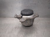 Replacement left engine mount for Mercedes-Benz C-Class (W205) Lim. 2.0 CGI CAT OEM IAM reference A205240300 