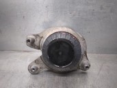Replacement left engine mount for Mercedes-Benz C-Class (W205) saloon 2.0 CGI cat OEM IAM reference A205240300 
