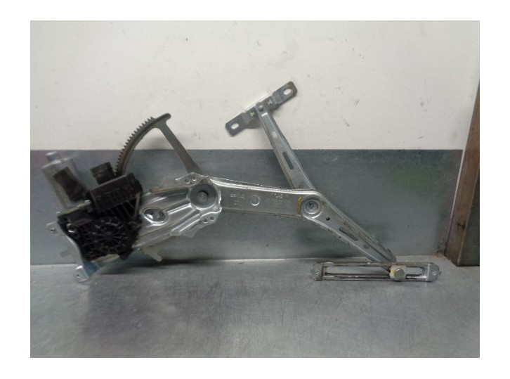 Recambio de elevalunas delantero izquierdo para opel zafira a elegance referencia OEM IAM 13203648 6 PINES 5 PUERTAS