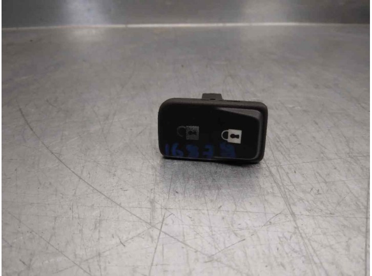 Recambio de mando para volvo v50 familiar 2.0 diesel cat referencia OEM IAM 30773333  