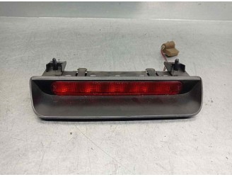 Recambio de luz central de freno para chevrolet tacuma se referencia OEM IAM   