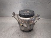 Replacement right engine mount for Mercedes-Benz C-Class (W205) Lim. 2.0 CGI CAT OEM IAM reference A2052400200 