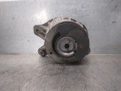 Replacement right engine mount for Mercedes-Benz C-Class (W205) Lim. 2.0 CGI CAT OEM IAM reference A2052400200 