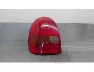 PILOTO TRASERO IZQUIERDO 1222025 3 PUERTAS