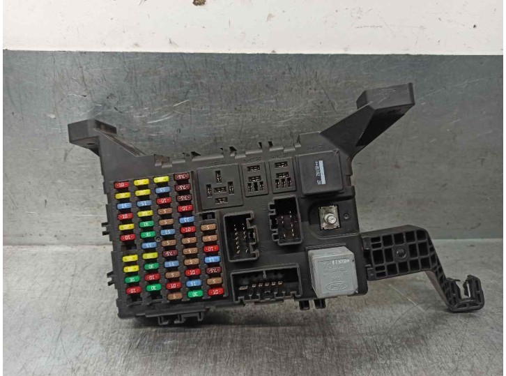 Recambio de caja reles / fusibles para jaguar x-type 2.0 diesel cat referencia OEM IAM 4X4314A073AE 