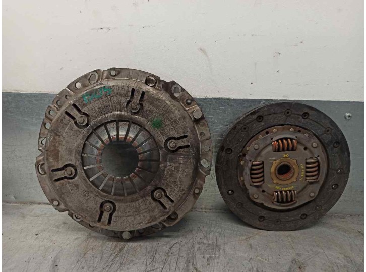 Recambio de kit embrague para renault megane ii classic berlina confort dynamique referencia OEM IAM 4K03B1200285 4K03B1200285 L