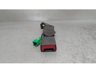 Recambio de enganche cinturon para alfa romeo giulia (952) 2.2 jtdm cat referencia OEM IAM 156118807 TRASERO CENTRAL 
