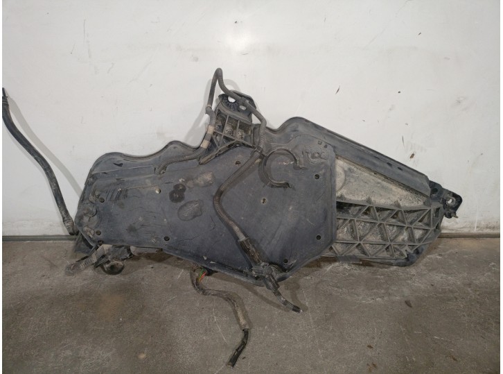 Recambio de deposito combustible para volkswagen golf vii lim. (bq1) 1.6 tdi referencia OEM IAM 5Q0201060HR  CESTA 20