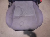 Recambio de asiento delantero derecho para nissan almera (n16/e) acenta referencia OEM IAM 87000BN183 TELA GRIS 5 PUERTAS