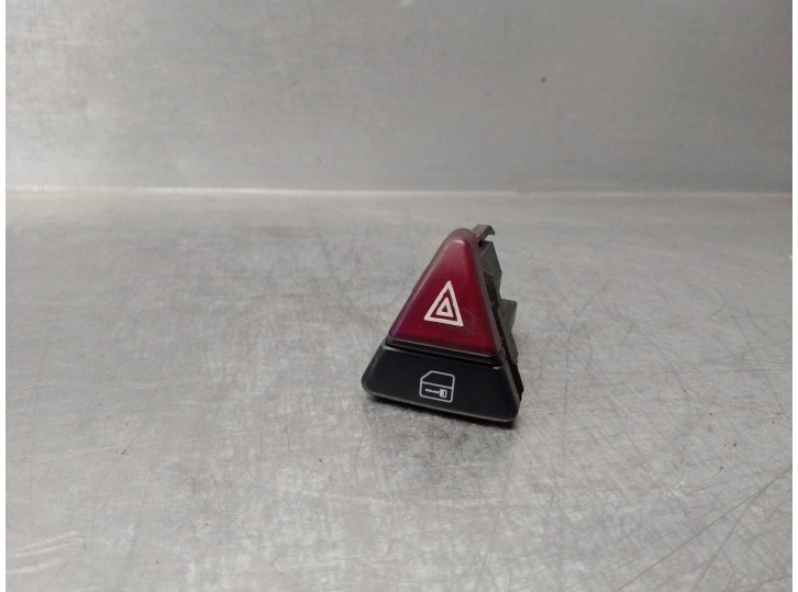 Recambio de warning para mercedes-benz clase a (w168) 1.4 cat referencia OEM IAM 1688206710 33100101 