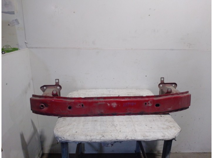 Recambio de refuerzo paragolpes delantero para volvo v50 familiar 2.0 d kinetic referencia OEM IAM 31353949 31353949 