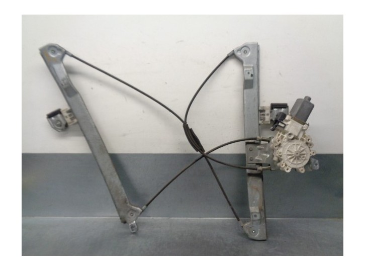Recambio de elevalunas delantero izquierdo para smart forfour 1.5 cdi cat referencia OEM IAM 0130822207 2 PINES 5 PUERTAS