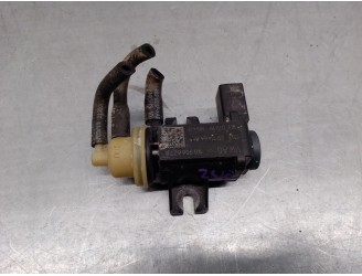 Recambio de electrovalvula vacio para volkswagen golf vii lim. (bq1) 1.6 tdi referencia OEM IAM 04L131051F  