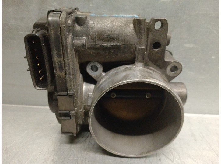 Recambio de caja mariposa para audi a6 berlina (4b2) 1.8 20v turbo referencia OEM IAM 8677796 
