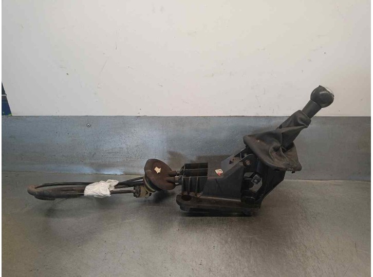 Recambio de palanca cambio para peugeot 207 16v referencia OEM IAM 9684489580  