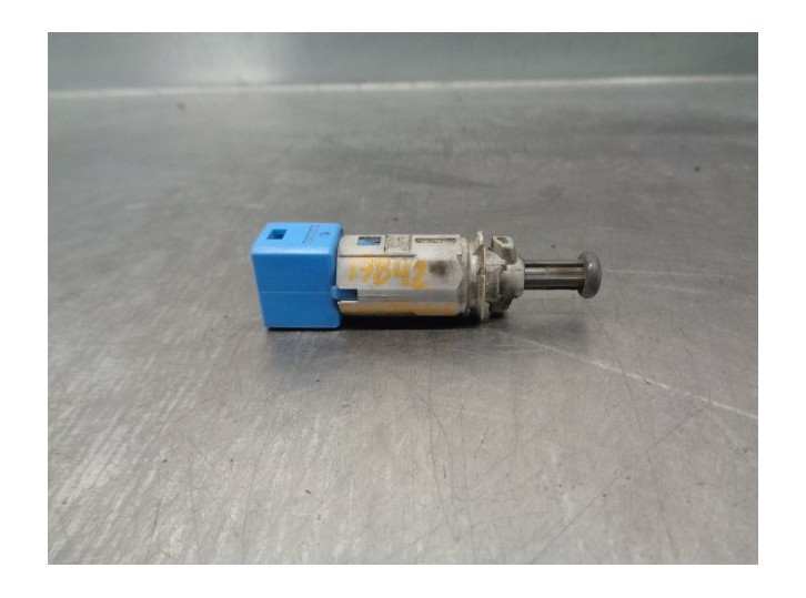 Recambio de interruptor para smart forfour 1.5 cdi cat referencia OEM IAM MR977585 