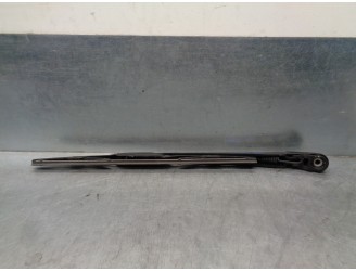 Recambio de brazo limpia trasero para mitsubishi lancer sportback (cx) 1.5 cat referencia OEM IAM 8253A079  