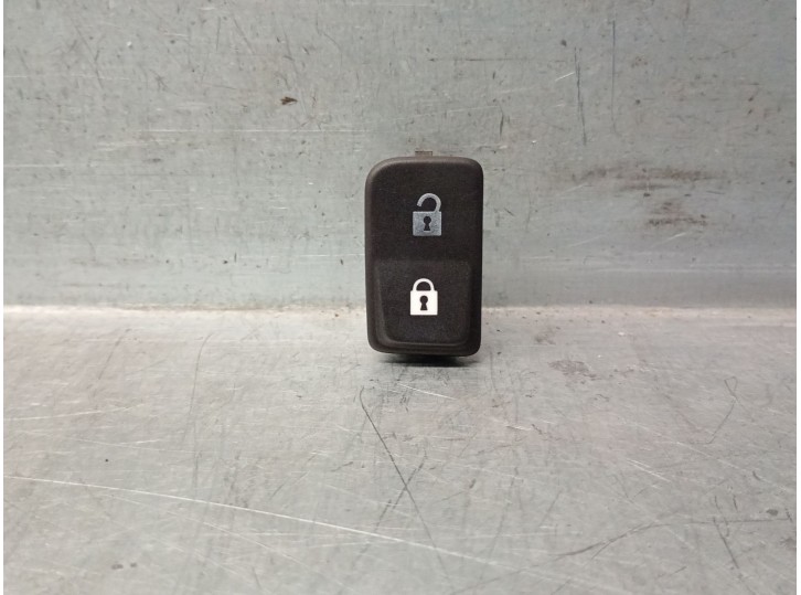 Recambio de mando para volvo c30 (533) 1.8 referencia OEM IAM 30773333 30773333 