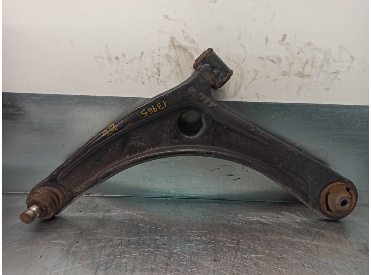 Recambio de brazo suspension inferior delantero izquierdo para mitsubishi lancer sportback (cx) 1.5 cat referencia OEM IAM 4013A