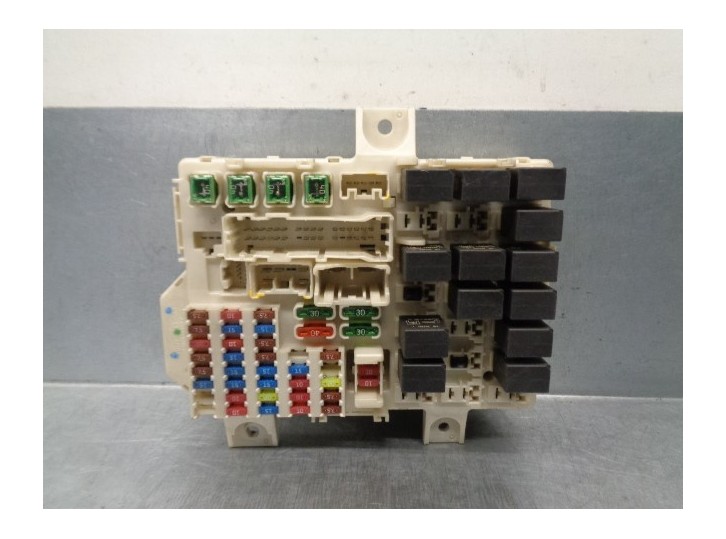 Recambio de caja reles / fusibles para smart forfour 1.5 cdi cat referencia OEM IAM A4545400424 1791H0A1 