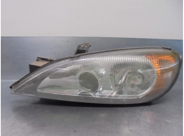 Recambio de faro izquierdo para nissan primera berlina (p11) 2.0 16v cat referencia OEM IAM 260609F611 89006450 VALEO