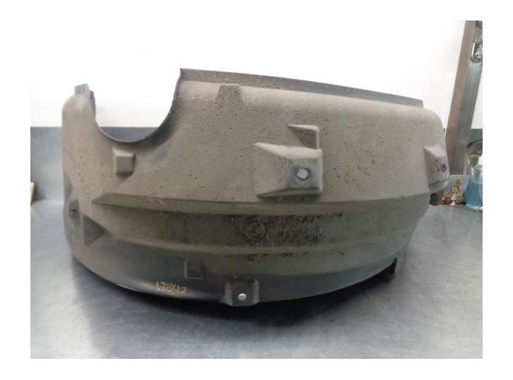 Recambio de paso rueda trasero derecho para smart forfour 1.5 cdi cat referencia OEM IAM A4546980230 CESTA 48 A