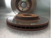 Recambio de disco freno delantero para mitsubishi lancer sportback (cx) 1.5 cat referencia OEM IAM 4615A190  