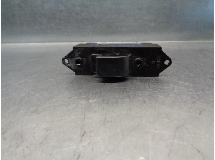 Recambio de mando elevalunas trasero derecho para mitsubishi lancer sportback (cx) 1.5 cat referencia OEM IAM 8608A066  