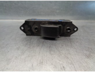 Recambio de mando elevalunas trasero izquierdo para mitsubishi lancer sportback (cx) 1.5 cat referencia OEM IAM 8608A067  