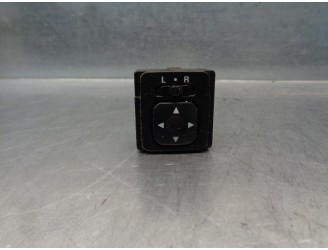Replacement mirror control for Mitsubishi Lancer Sportback (CX) 1.5 CAT OEM IAM reference MR417977 