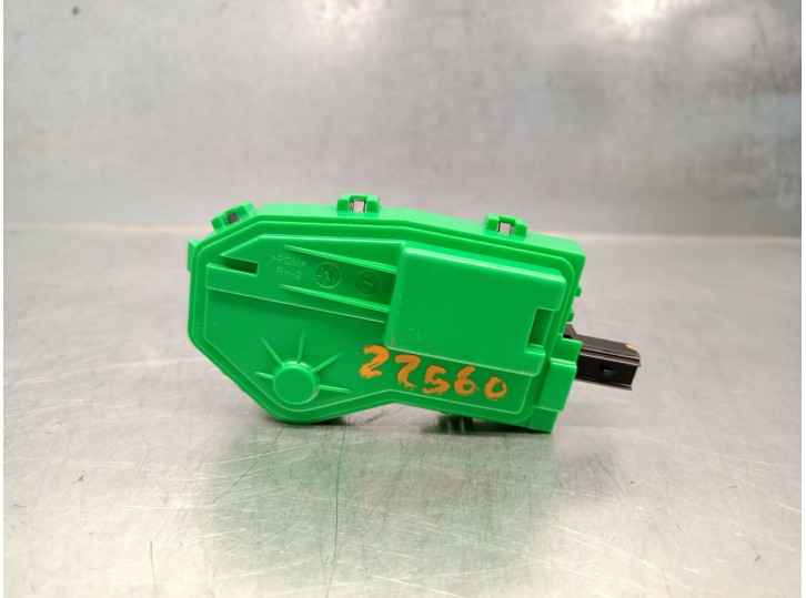 Recambio de motor tapa deposito combustible para hyundai tucson (tl, tle) 1.6 crdi referencia OEM IAM 81550D3500 81550D3500 