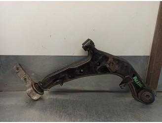Replacement front right lower suspension arm for Nissan Primera Saloon (P12) 1.6 CAT OEM IAM reference 54500AV605 