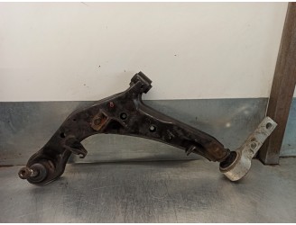 Replacement front left lower suspension arm for Nissan Primera Saloon (P12) 1.6 CAT OEM IAM reference 54501AV60