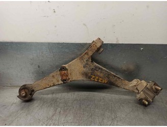 Replacement front left lower suspension arm for Citroën Saxo 1.5 diesel OEM IAM reference 352078 