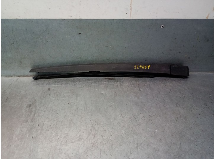 Recambio de brazo limpia trasero para volvo c30 (533) 1.8 referencia OEM IAM 31290075 31290075 