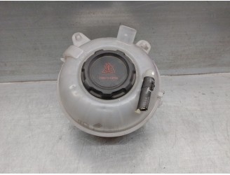 Recambio de deposito expansion para volkswagen golf vii lim. (bq1) 1.6 tdi referencia OEM IAM 5Q0121407G  