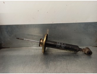 Replacement right front shock absorber for Renault 18 2.0 OEM IAM reference 770686594 